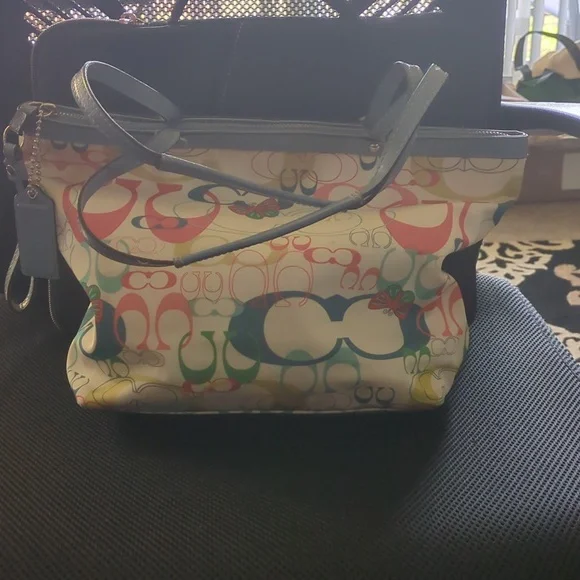 Women's coach purse - Picture 2 of 13